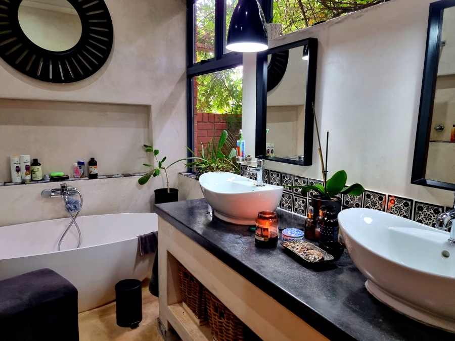 Commercial Property for Sale in Doornlaagte A H North West